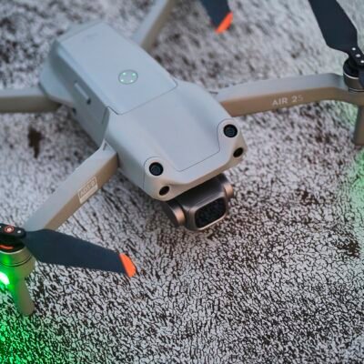 DJI